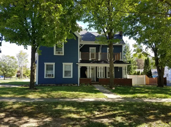 410 Spring St APT 2, Saline, MI 48176