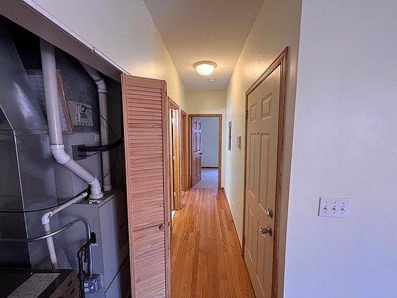 4th image of 5206 S Drexel Ave #3A