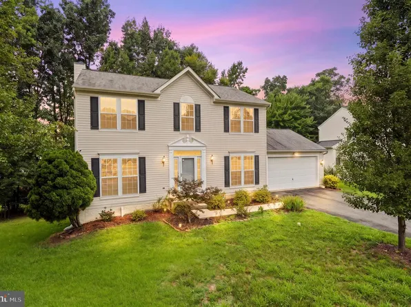 33 Jade Dr, Fredericksburg, VA 22406