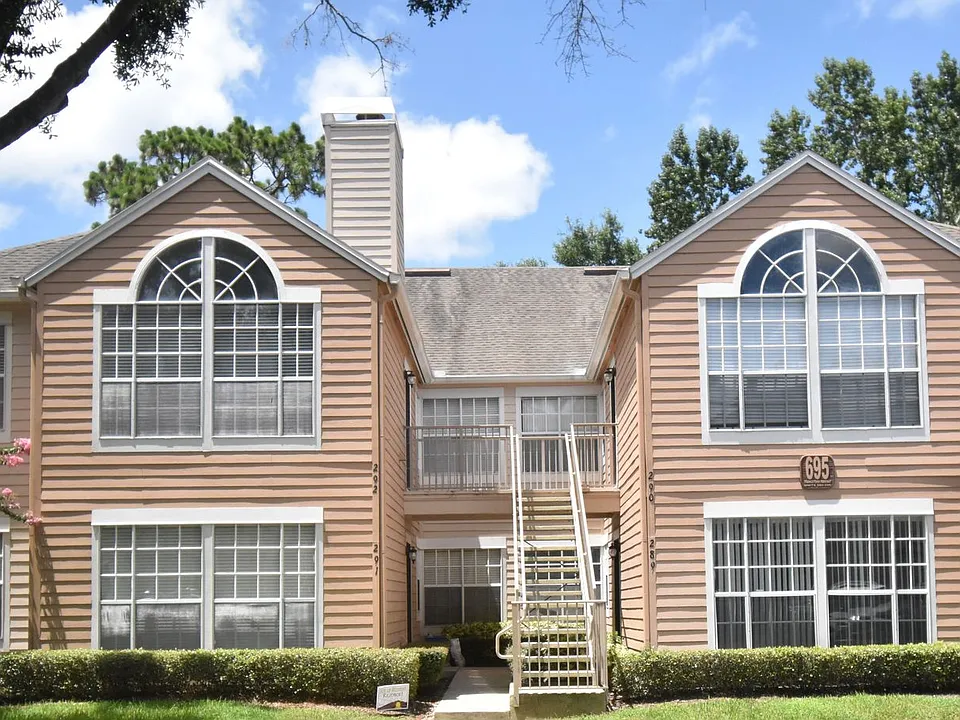 695 Youngstown Pkwy #292