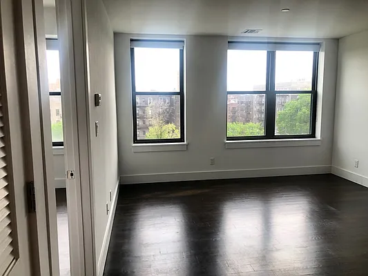 Rented by Bold Marketing | media 9