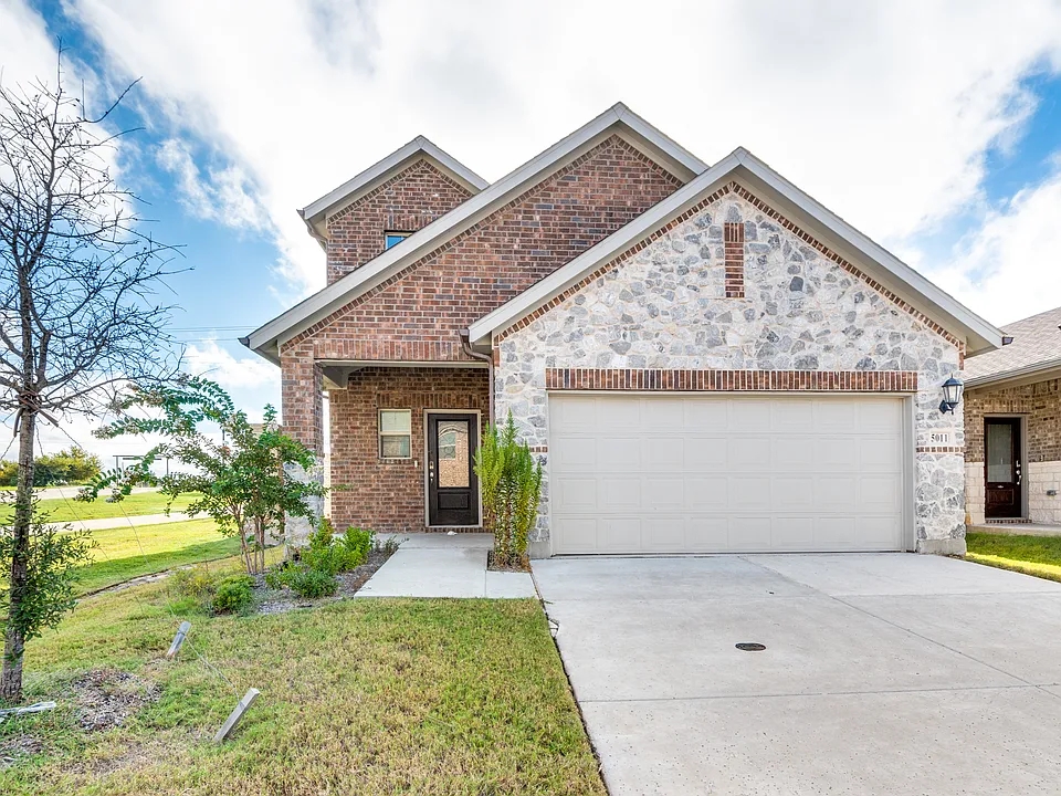 5011 Bellhurst Dr