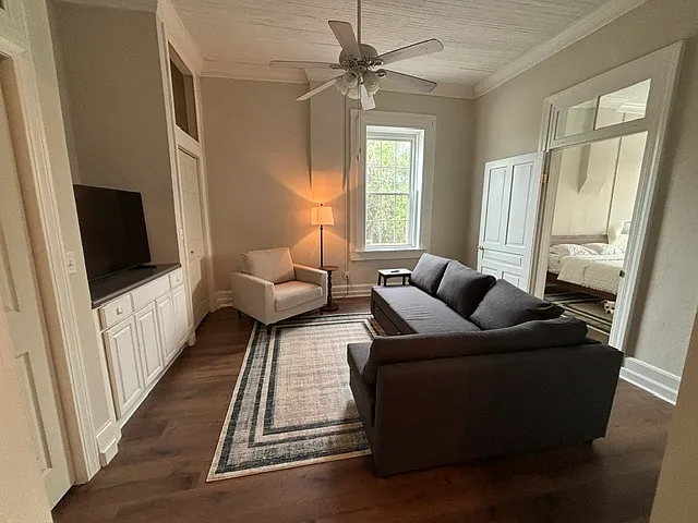 1 bed, 750 sqft, $1,095 — Photo 2