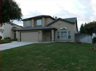 210 Le Chateau Dr, Hollister, CA 95023