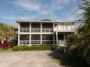 300 Myrtle Ave, Pawleys Island, SC 29585