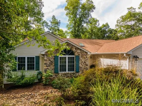 12 New Cross S, Asheville, NC 28805