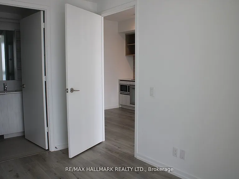 1000 Portage Pkwy #5008 — Photo 13