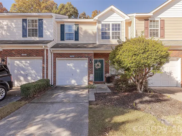 124 Clydesdale Ct, Matthews, NC 28104