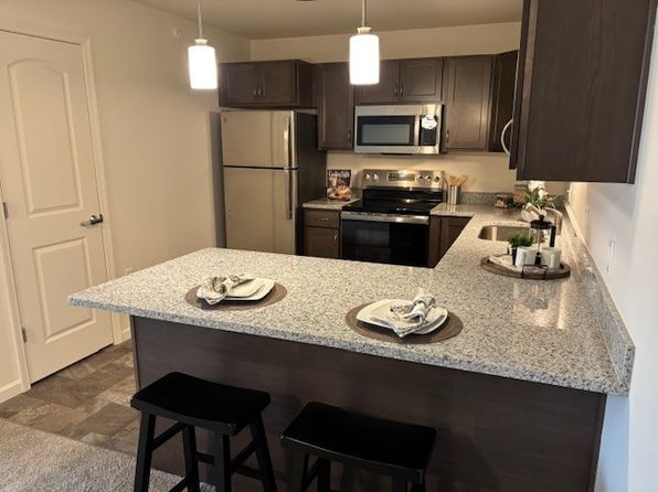 12915 Parkside Dr #303