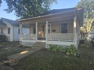 401 N Carson Ave, Champaign, IL 61821