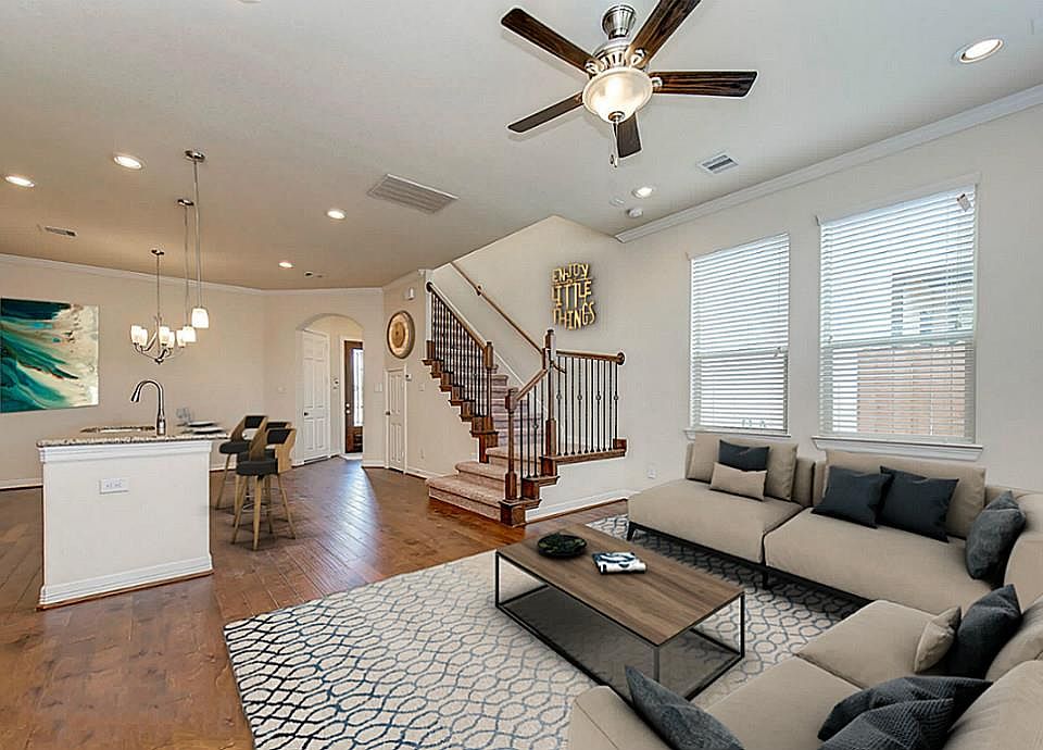 1st image of 10804 Brittmoore Oaks Pl