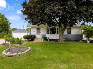 2012 Zircon Ln, Eagan, MN 55122