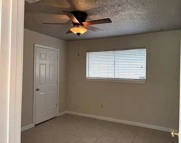 16030 Blackhawk Blvd — Photo 17