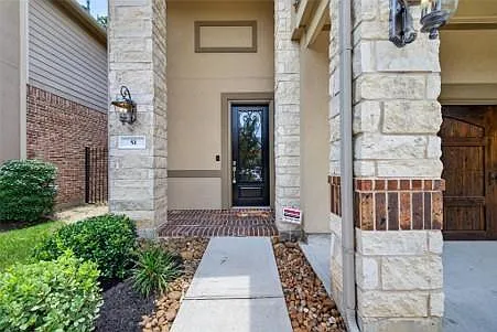 51 Banbury Ct — Photo 4