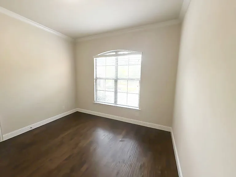 14803 Huffman Ln — Photo 7