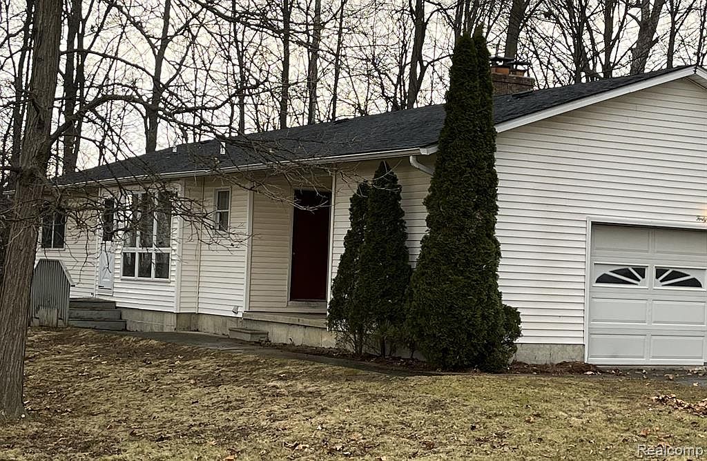 4430 Westway Dr, Swartz Creek, MI 48473 Zillow