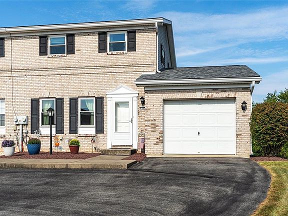 3rd image of 4913 Shawnee Ct N