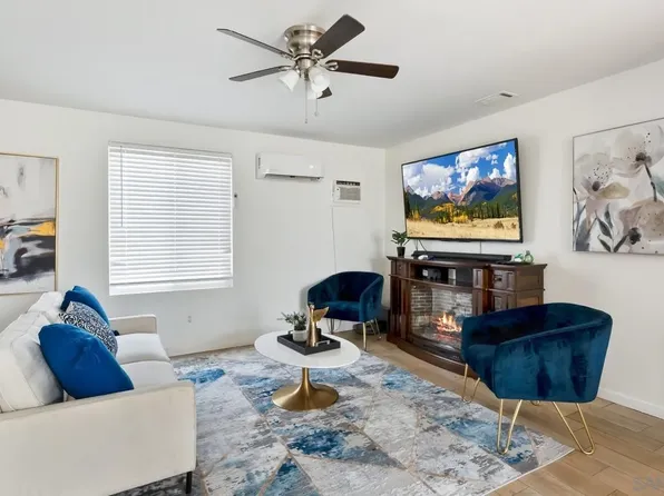 445 Kempton St, Spring Valley, CA 91977