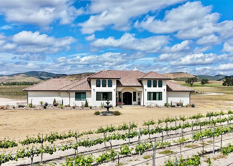 1st image of 50645 Lockwood Rd