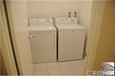 4th image of 22125 Burbank Blvd Unit 6
