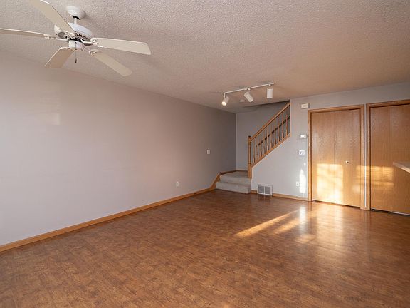3rd image of 1929 Southcross Dr #1207