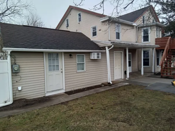 127 Schoolhouse Road, 127 Schoolhouse Rd APT 1, Palmyra, PA 17078