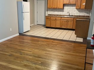 176 Main St #3R, Indian Orchard, MA 01151