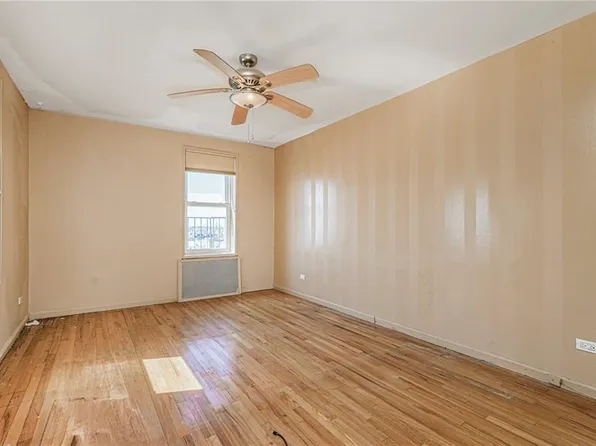 125 Beach 124th Street image 17 of 26