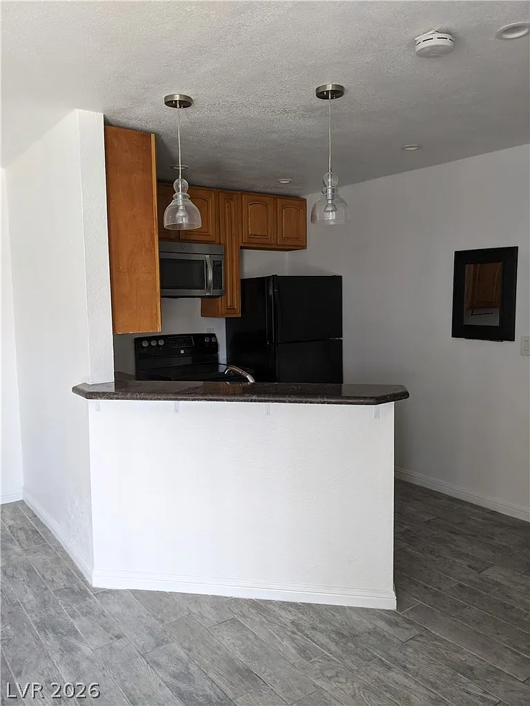 1 bed, 1.0 bath, 462 sqft, $995 — Photo 2