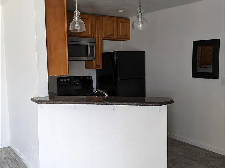 500 Elm Dr #104 — Photo 2