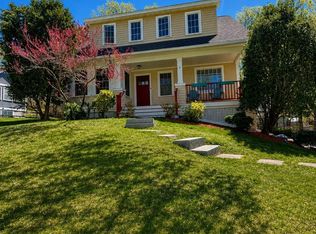 3 Baron Rd, Hampton, NH 03842