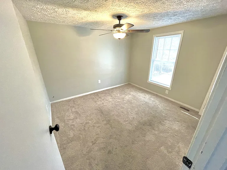 10936 Huntington Woods Cir #4 — Photo 9