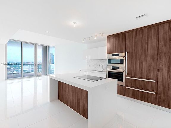 3rd image of 851 NE 1st Ave #1200