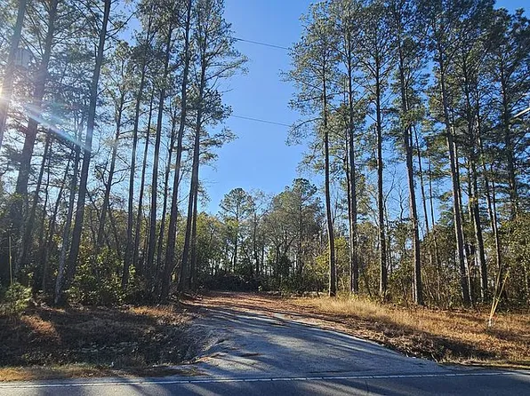 1841 Forlines Rd, Winterville, NC 28590