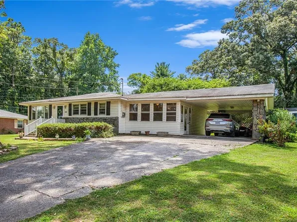 1305 Old Magnolia Way, Canton, GA 30115