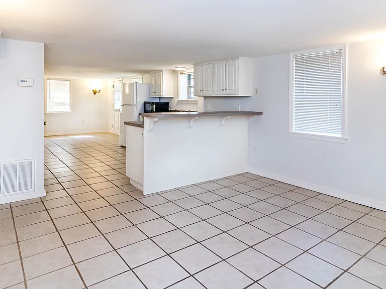 583 N Assembly Dr #2 — Photo 3