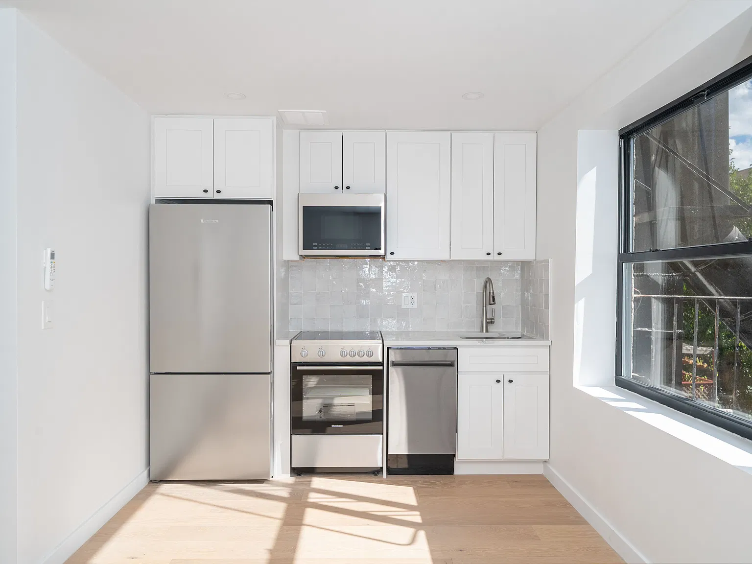 294 Atlantic Avenue — Photo 4