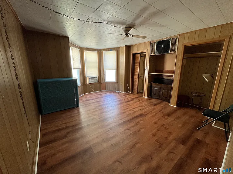 166 College St #2 — Photo 11