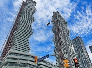 3883 Quartz Rd #1305, Mississauga, ON L5B 3V6