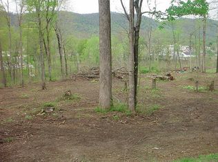 Dogwood Ln, Jacksboro, TN 37757