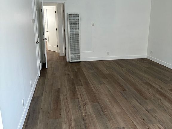 4th image of 3134 E 2nd St APT 9