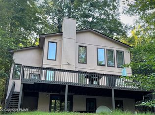 1224 Mink Trl, Bushkill, PA 18324