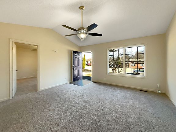 3rd image of 404 Terrier Way