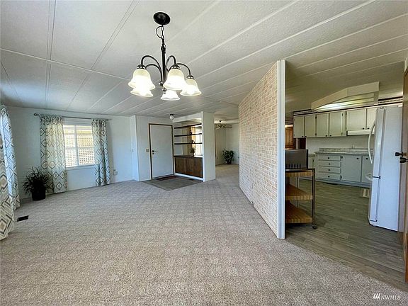 5th image of 1515 Alonda Ln NE