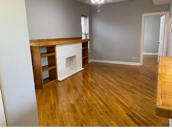 4th image of 3449 W Leland Ave #2