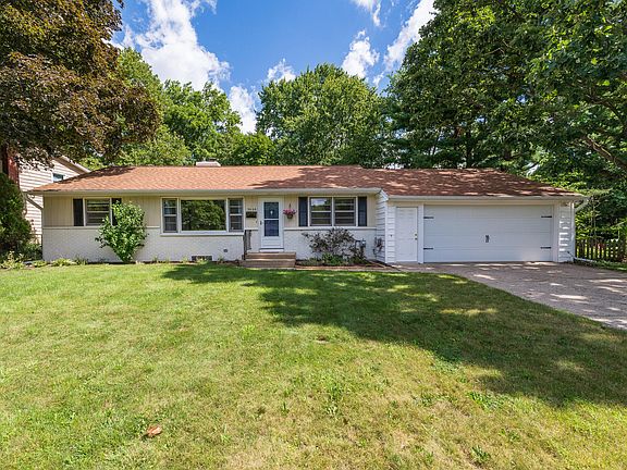 2nd image of 3606 Middlebury Dr
