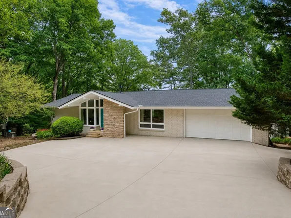 5950 Truman Mountain Rd, Gainesville, GA 30506