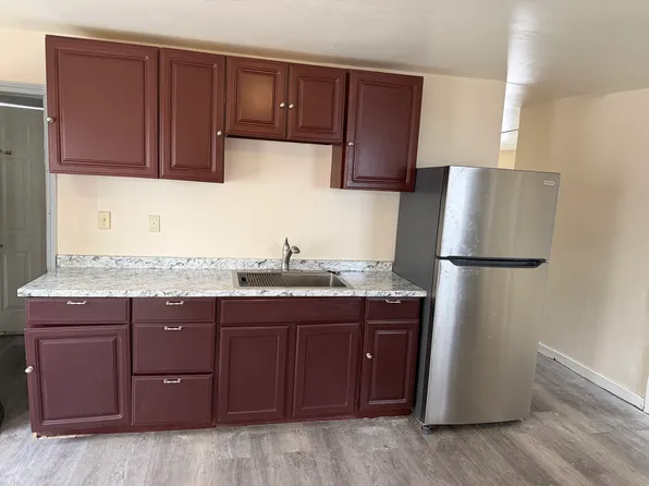 13 Moores Ct Unit 1, Rochester, NH 03867