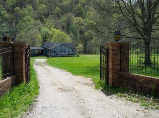 1748 Harrison Spring Rd NW, Corydon, IN 47112