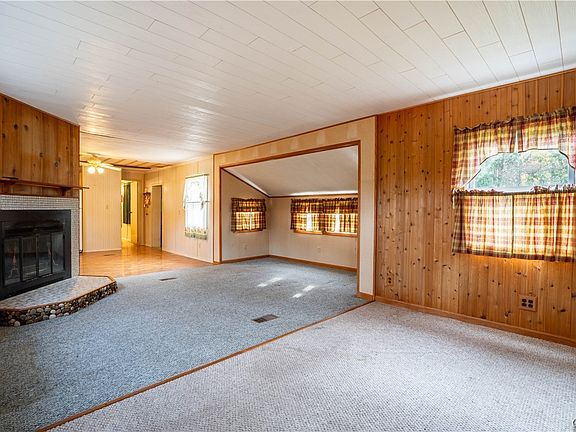 3rd image of 4208 Lee Center Taberg Rd